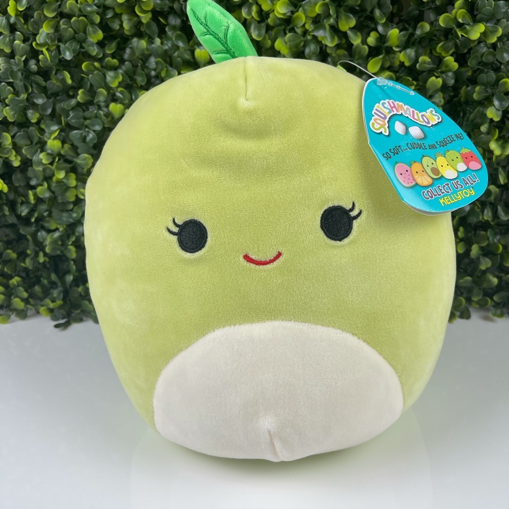 Gabe the pear squishmallow!